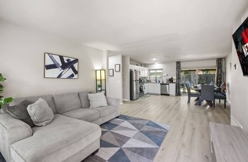 North San Antonio - SAT House | Cozy 3BR Home Family-friendly Near Attractions