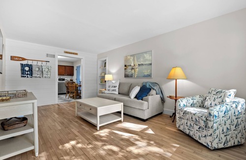 South Haven House | Cozy South Haven Retreat Near Pilgrim Haven Beach!