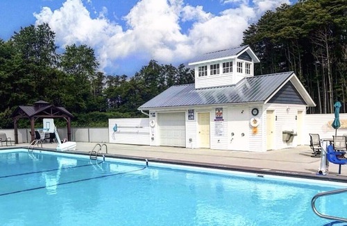 Fennville Cottage | Cozy, unique cottage, #2, just minutes from Saugatuck