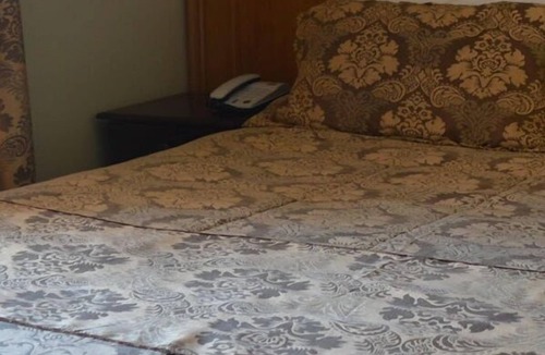 Chinhoyi Hotel | Cut Hotel