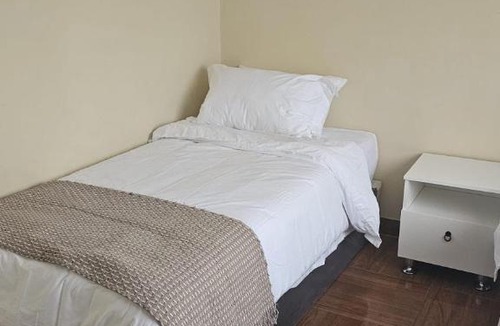 Harare Bed & Breakfast | Dahlia