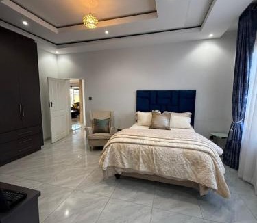 Harare House | Davisons Guest House