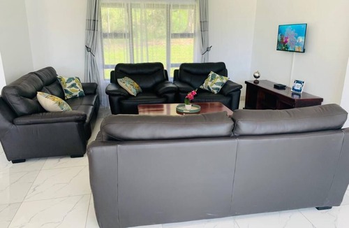 Harare Villa | Delightful Holiday home in the Misty mountains