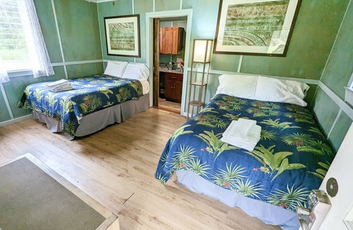 Kapoho Cabin | Deluxe Premium Cabin at Eco Retreat & Farm-Stay