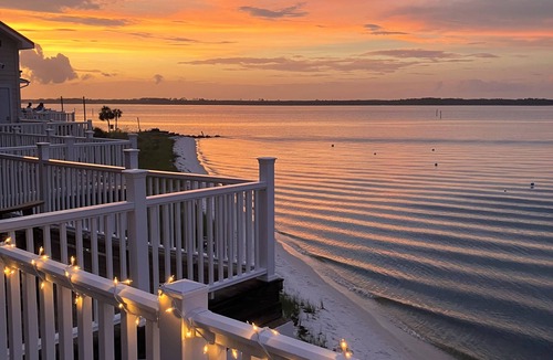 Alligator Point House | Directly on the water, great sunrise and sunset.50% off monthly rate fall/winter