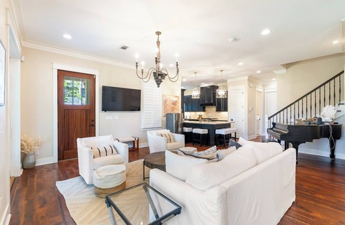 Lakeside at Blue Mountain Beach House | Discounts offered, Top-Rated house, walk to the beach, community pool.