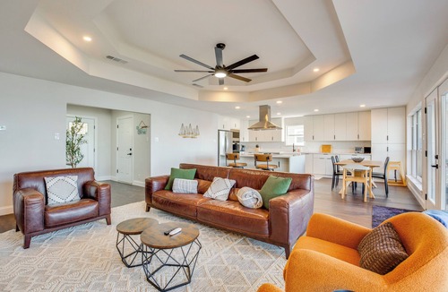 Gun Barrel City House | Dock & Fire Pit: Lakefront Gun Barrel City Getaway