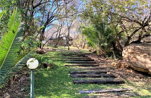 Bulawayo Apartment | Double Lodge in Natural African Bush - 2111