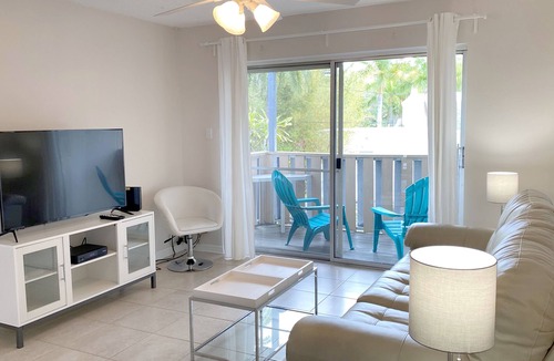 Downtown Apartment | DOWNTOWN SARASOTA - Historic Laurel Park