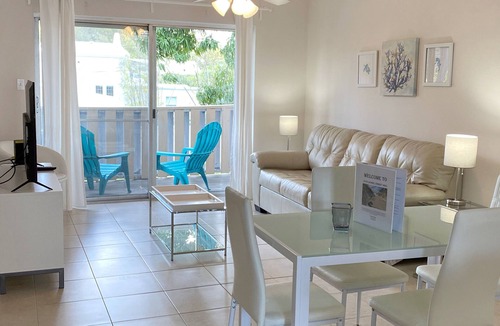 Downtown Apartment | DOWNTOWN SARASOTA - Historic Laurel Park
