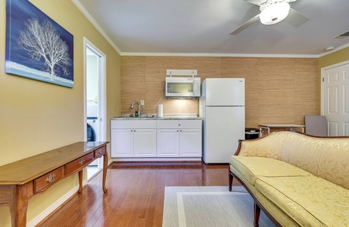 Daphne Apartment | Eastern Shore Golf Studio, Close to Hospitals!