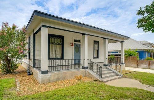 Midtown House | Easy Dtwn Access! Modern San Antonio Retreat