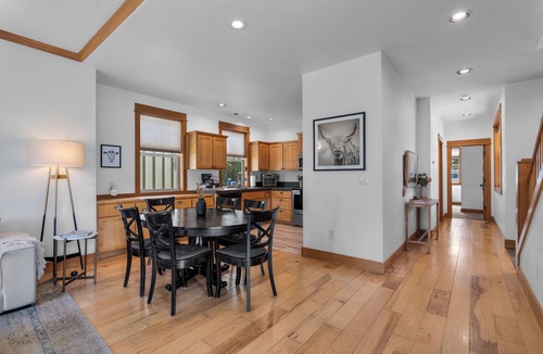 Redmond House | EC Bunk House 11255 | Hot tub | Peaceful Retreat