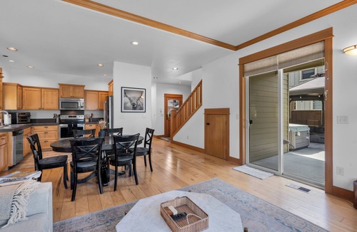 Redmond House | EC Bunk House 11255 | Hot tub | Peaceful Retreat