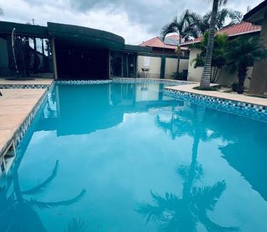 Lusaka Apartment | EMC Luxury Villa ,Pool, Solar , Starlink Wifi
