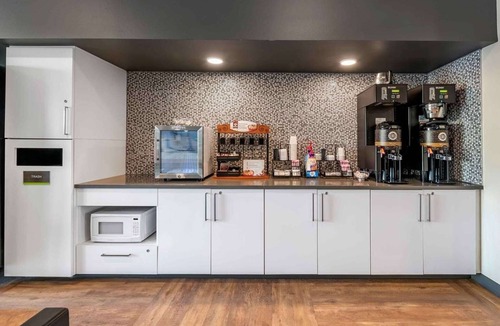 Trailer Estates Hotel | Enjoy Comfort at Spacious Studio Near Wawa Gas Station