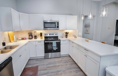 Near East Side Cottage | Exceptional 5BR So Close to Riverwalk and Downtown