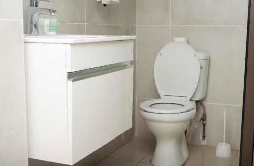 Kwekwe Apartment | Executive comfort with premium workspace - 2334