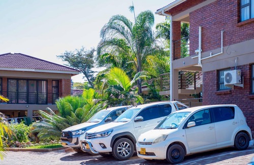 Kwekwe Apartment | Executive comfort with premium workspace - 2334