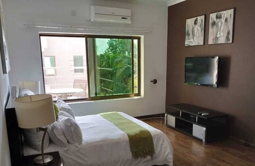 Lusaka Central Apartment | Executive fully furnished apartment close to amenities In Massmedia no001