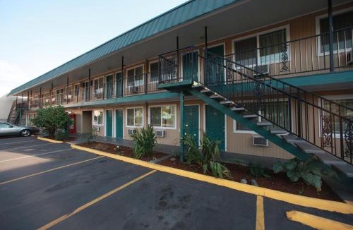 West Eugene Hotel | Executive Motel