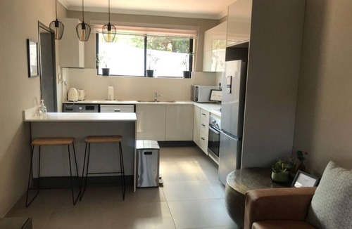 Bulawayo Apartment | Exquisite one bedroomed apartment - 2043