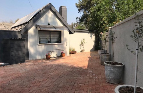 Bulawayo Apartment | Exquisite one bedroomed apartment - 2043