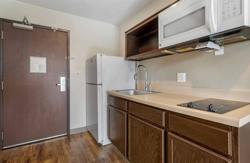Orlando Hotel | Extended Stay America Select Suites - Orlando - Airport