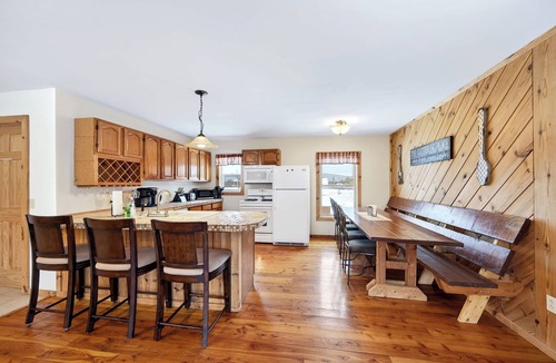 Great Valley Apartment | Family-Friendly 3BR, 3 Min to Holiday Valley