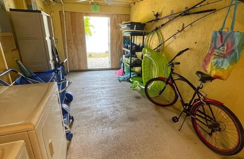 Port Canaveral Cottage | Family Fun Starts Here! Cozy 3BR + Sunroom, 2-Min Walk to the Beach!"
