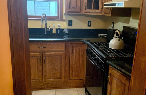 Mount Gretna Heights Cottage | Family Lake Days - Walk to Beach, Shows, Ice Cream