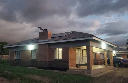 Bulawayo House | Familyfriendlyhome4u