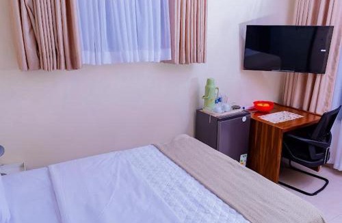 Bulawayo House | Fanham Lodge
