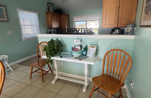 Fenwick Island House | Fenwick Waterfront House-Dock, 3 Decks, Linens, Bikes, Kayaks, SUPs , Bay Sunset