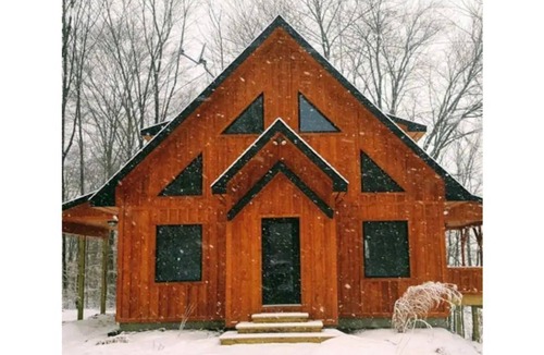 Great Valley Ski Chalet | Firefly Chalet in Ellicottville, NY