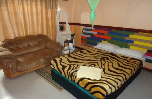 Lusaka Hostel | Flintstones Backpackers