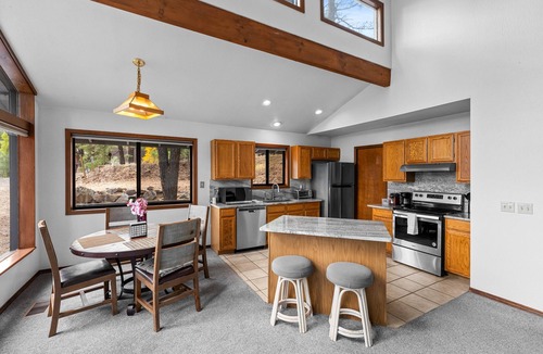 Kachina Village Cabin | 🌲 Forest Cabin Retreat Overlooking a Meadow & Pond