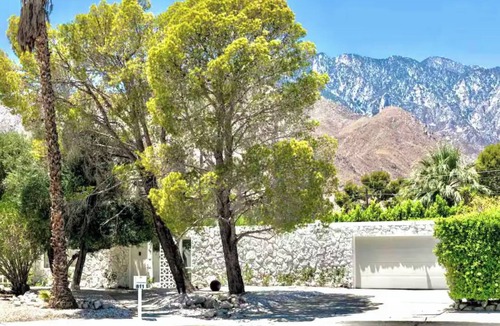 Racquet Club Estates Villa | Former Steve McQueen's Midcentury Hideaway - Iconic Pool