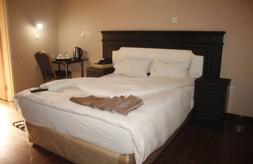 Mpika Hotel | Fresh Air Lodge