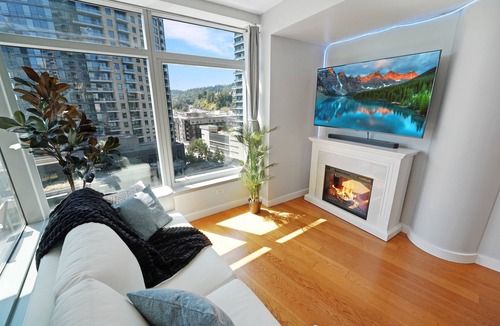 Corbett - Terwilliger - Lair Hill Apartment | Furnished South Waterfront Condo w/River Views