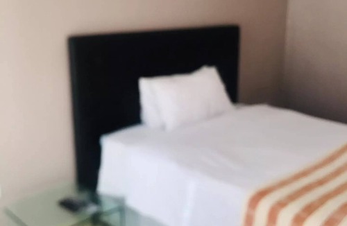 Harare East Hotel | Garden 2 - en-suite