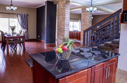 Lusaka Central Apartment | Glitterstone | WiFi | Pool | Balcony| Mass Media