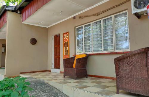 Livingstone Hotel | Golden Days Lodge