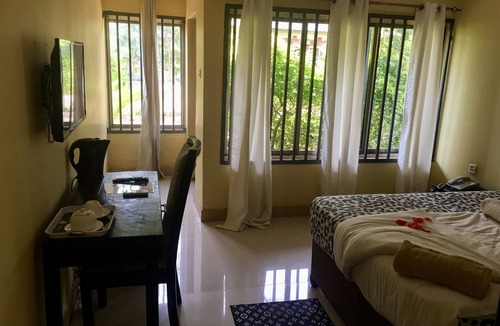 Kafue Cabin | Golden Hills Lodge