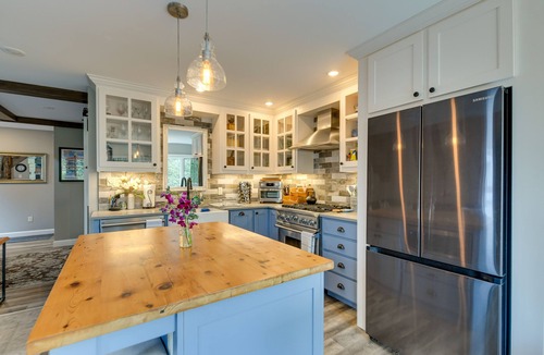 Warren Condo | Golf, Hike & Swim: Gem < 1 Mi to Sugarbush Resort