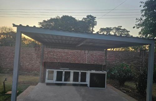 Harare East Bed & Breakfast | Gono Compound