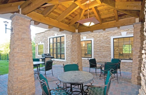 Chesapeake Apartment | Great Studio | Pool & Hot Tub. Your Next Vacation