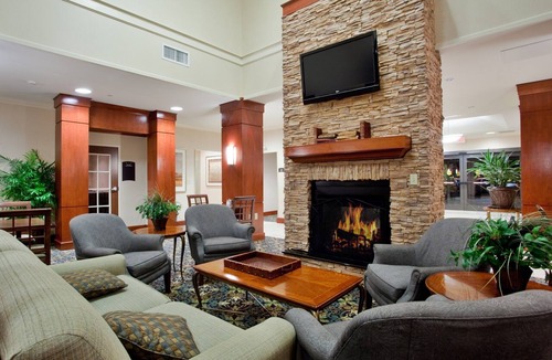 Chesapeake Apartment | Great Studio | Pool & Hot Tub. Your Next Vacation