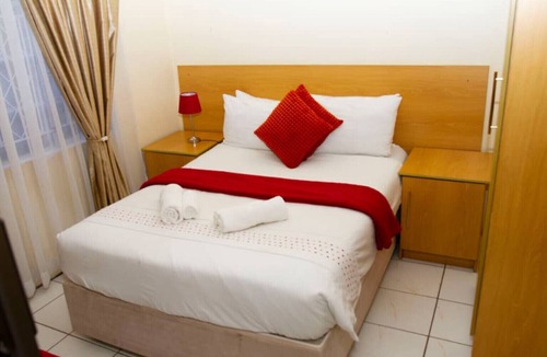 Mashonaland West Cabin | Green Oasis Lodges
