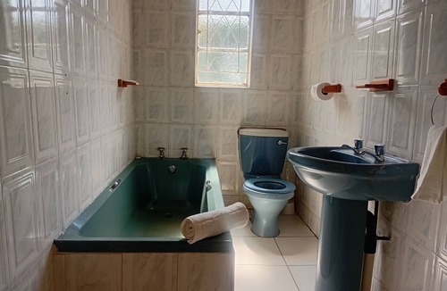 Mashonaland West Cabin | Green Oasis Lodges